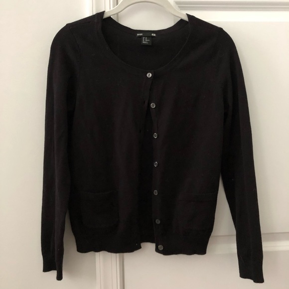 Y2K Button Up Cardigan - Picture 6 of 7